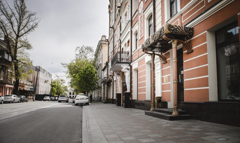 Hotel Optima Collection Podil Plaza Kiew Exterior foto